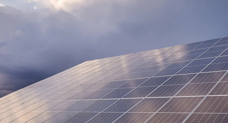 DO SOLAR PANELS WORK ON CLOUDY DAYS Nature's Generator Canada