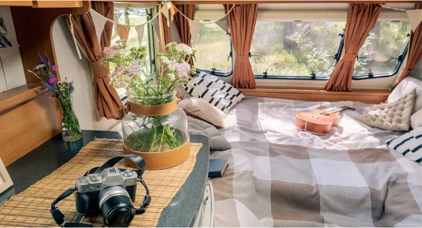TINY HOUSE INTERIOR
